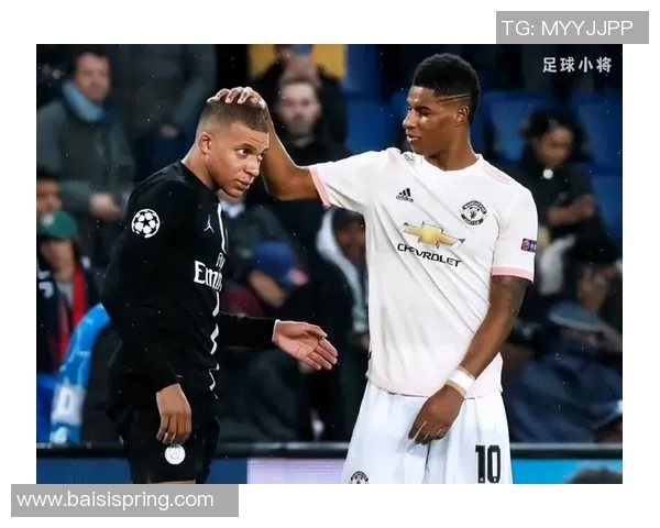 足球明星们温馨互动时刻合集摸头瞬间让你感受温暖与亲切